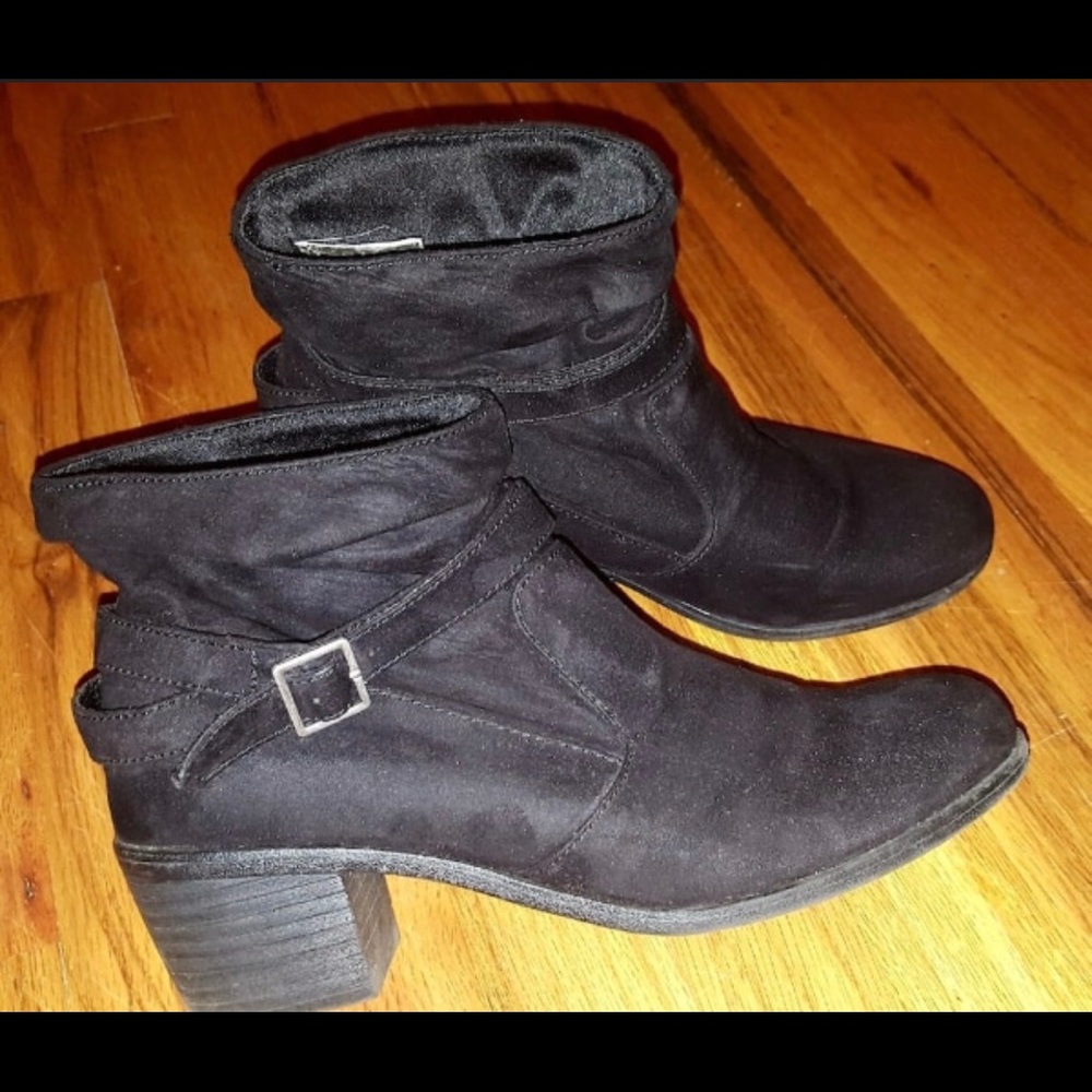 Black Boots